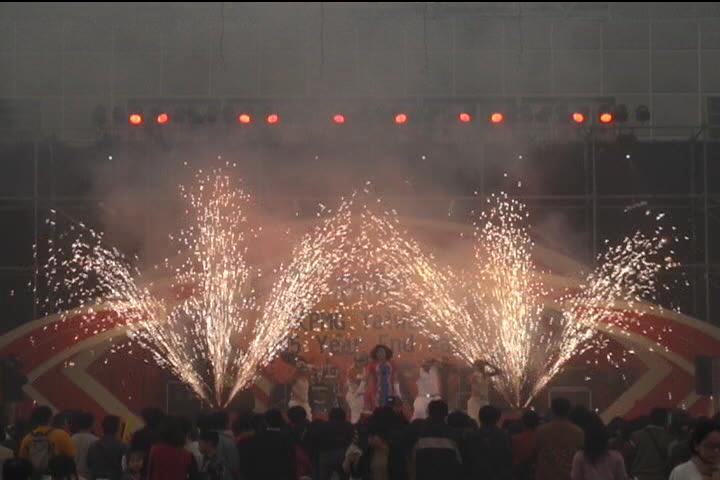 1-13 Three-tube Fountain Fireworks (3-type Gerb)