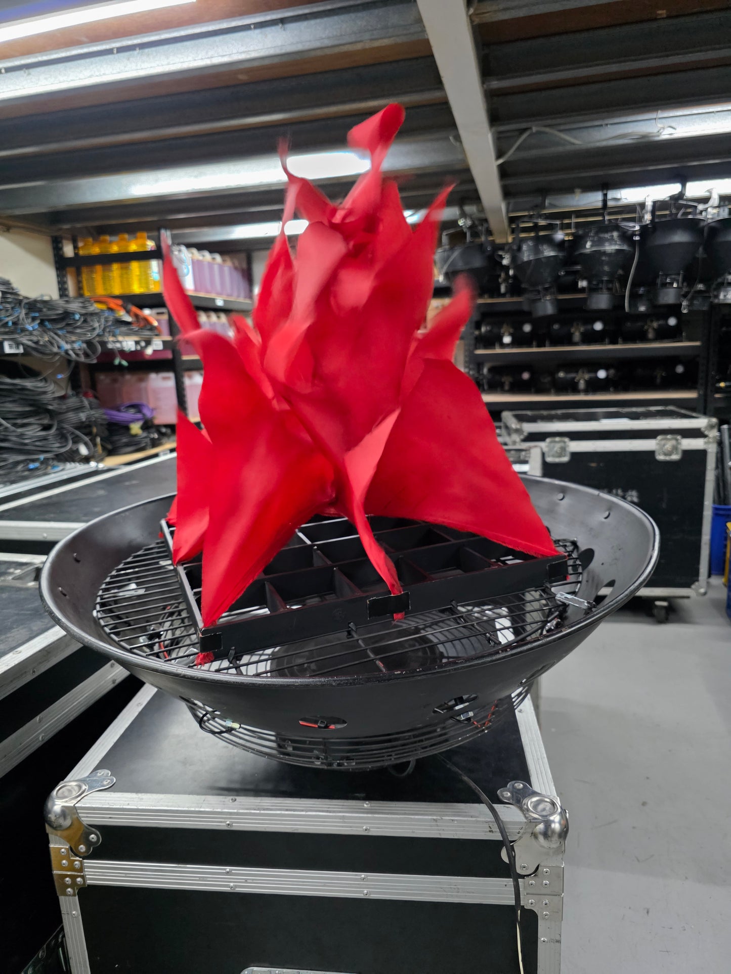 4-5-1 Fake Brazier + Table (Olympic Fake Flame Bowl)